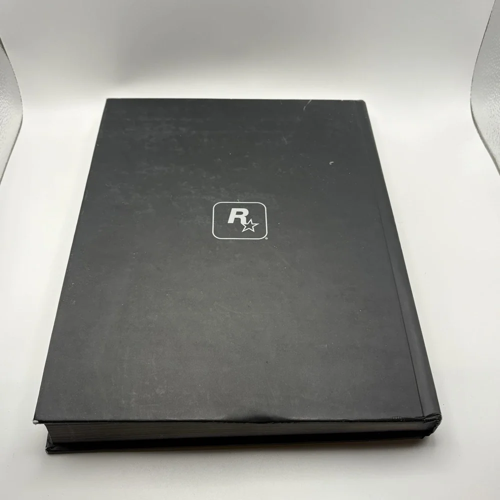 Grand Theft Auto V Limited Edition Strategy Guide by Brady Games: Hardcover